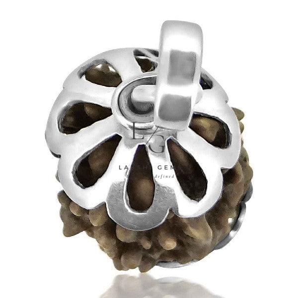 Untitled-2021-03-08T122613.178_700x933