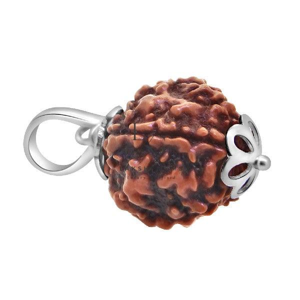 Untitled-2021-03-08T125315.691_700x933