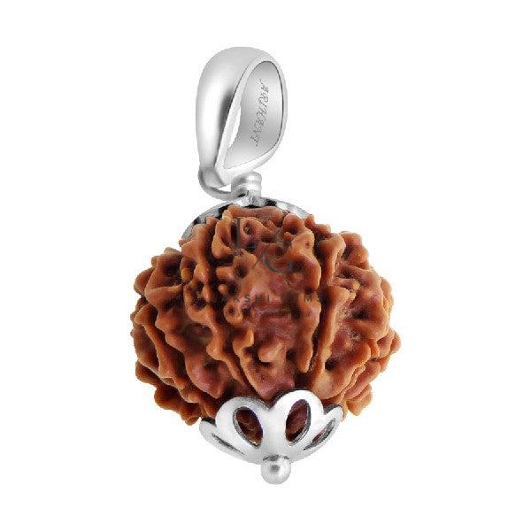 Untitled-2021-03-08T135535.214_700x933